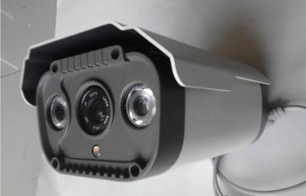 監(jiān)控?cái)z像機(jī)鏡頭